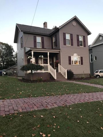 310 Grant St, Reynoldsville, PA 15851-1274