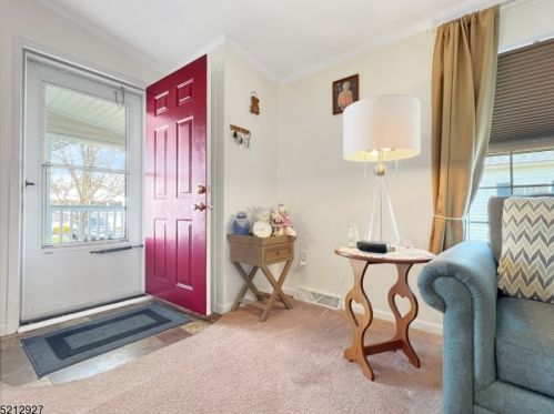 11 Morningside Dr, Belvidere NJ  07823-2910 exterior