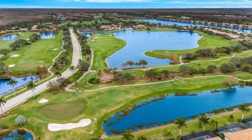 10070 Biscayne Bay Ln, Naples FL 34120-3754 exterior