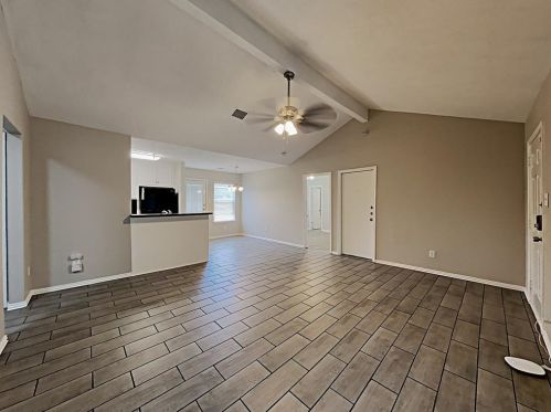 16346 Sun View Ln, Conroe TX  77302-5562 exterior