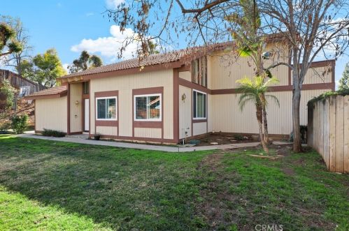 1434 Diamond Ct, Redlands CA  92374-5415 exterior