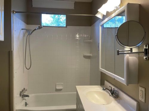 523 Frank Lloyd Wright Way, Lakeland FL  33803-1134 exterior