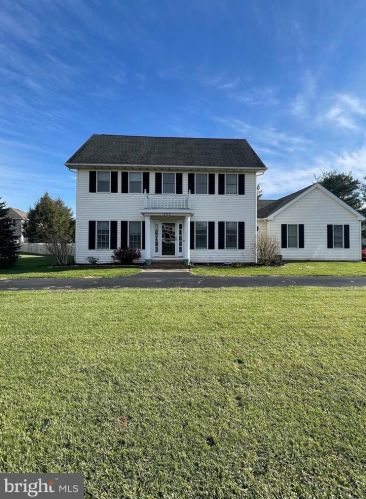 102 Springfield Way, Dover DE  19904-9114 exterior