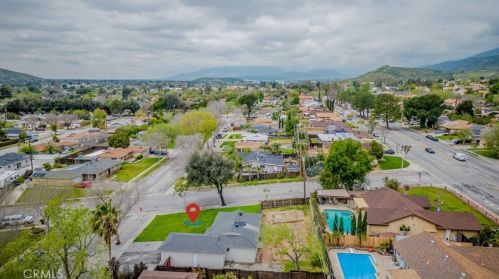 594 Sequoia St, San Bernardino CA  92407-3155 exterior