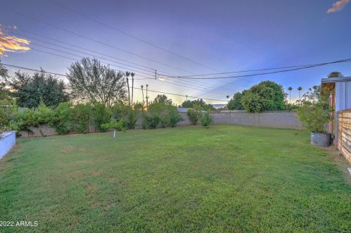 7814 11th Ave, Phoenix AZ  85021-7113 exterior