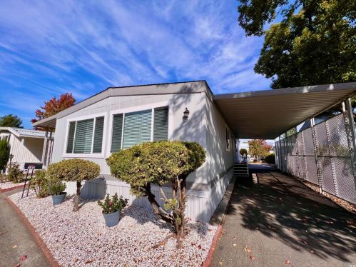 143 Larkspur Dr, Santa Rosa, CA 95409-4144