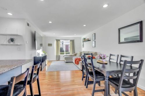 4200 Comet Cir, Union City CA 94587-4026 exterior