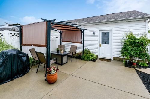 4704 Trumhall Dr, Darbydale OH  43123-8127 exterior