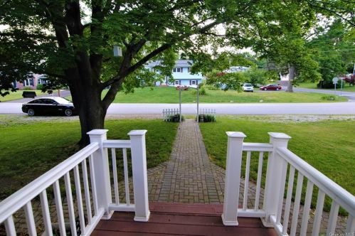 60 Dundee Cir, Middletown, NY 10941-1438