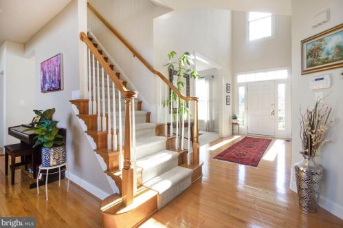 5312 Kernstown Ct, Haymarket VA  20169-4504 exterior