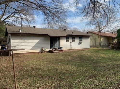 705 Avenue, Copperas Cove TX  exterior