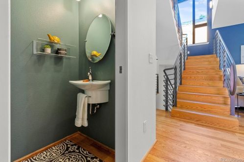 2686 Meade St, Denver CO 80211-5057 exterior