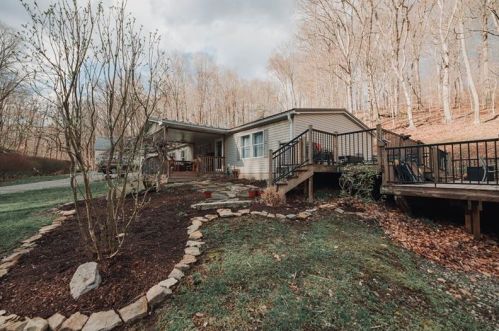 5721 Elders Ridge Rd, Saltsburg, PA 15681-3039