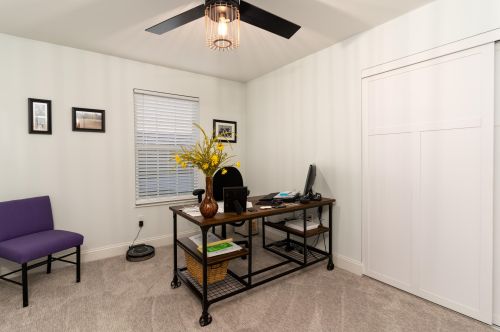 8709 Sentry Dr, Florence KY  41042-8275 exterior