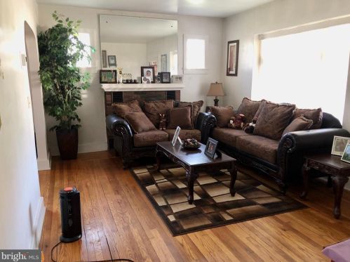 7 2nd St, Highspire PA  17034-1001 exterior