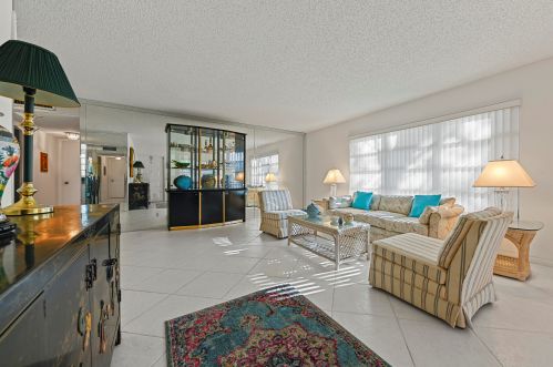 5313 Lakefront Blvd, Delray Beach, FL 33484-8642