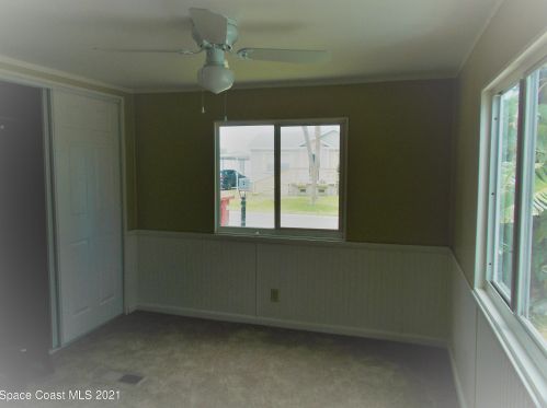 877 Hawthorn Cir, Sebastian, FL 32976-7396