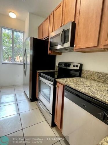 8915 18th St, Hollywood FL  33025-7616 exterior