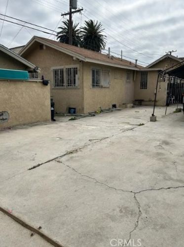 565 Rhea St, Long Beach, CA 90806-5529