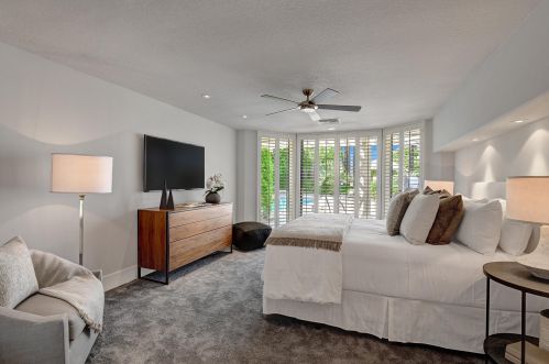 6 Eaton Ct, Rancho Mirage CA  92270-2561 exterior