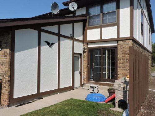 595 Hartridge Dr, Chenequa, WI 53029-2659