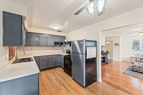 6217 Allerton Ave, Milwaukee WI  53220-3409 exterior