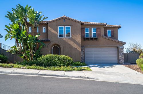 7608 Seattle Dr, La Mesa CA  91941-7892 exterior