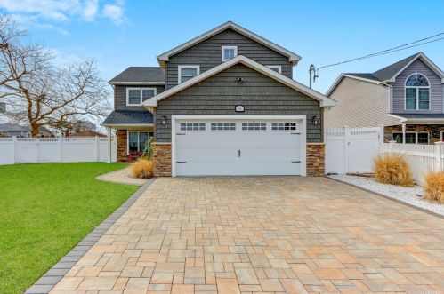 100 Ralph Ave, Babylon, NY 11702-1625