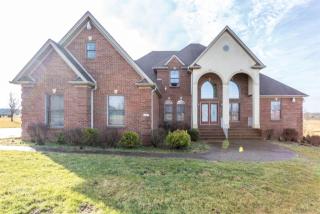 237 Station Dr, Richmond, KY 40475-7610