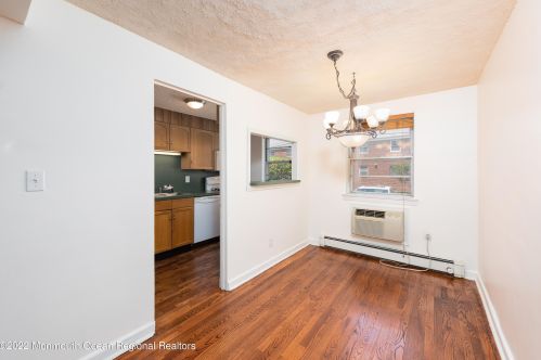 155 Manor Dr, Tinton Falls NJ  07701-2458 exterior