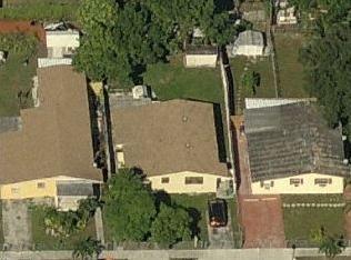 231 19th St, Hialeah, FL 33010-2721