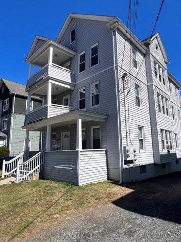 1449 Corbin Ave, New Britain CT  06053-3850 exterior