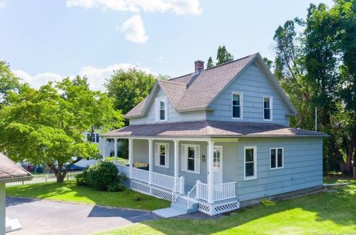 14 Graham Ave, Moosup, CT 06354-1402