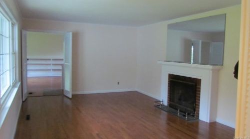 145 Vassar Rd, Poughkeepsie NY  12603-5449 exterior