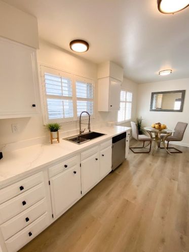 192 Warwick St, Daly City CA  94015-2829 exterior