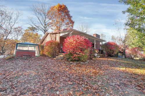 16053 Pleasant Ridge Rd, Laurelville OH  43135-9203 exterior