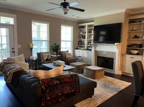 317 Etiwan Pointe Dr, Mount Pleasant SC  29464-6723 exterior