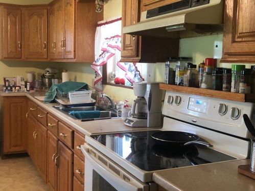 165 Vance Rd, New Castle, PA 16102-3421