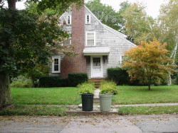 15 Allen Ave, Newton, MA 02468-1715