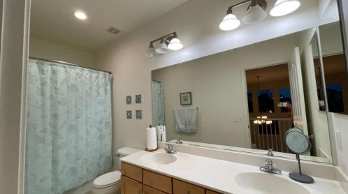 345 Scrub Oak Dr, Lathrop CA  95330-8689 exterior