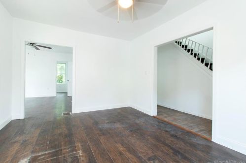 125 Denver Ave, Bridgeport CT  06605-1903 exterior