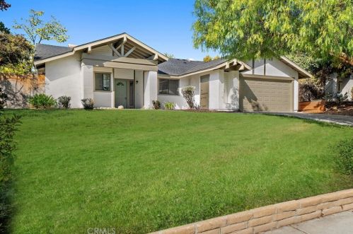 429 Rose Ln, Lake Nacimiento, CA 93446-2932