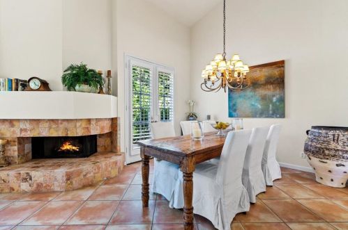 49205 Avenida Vista Bonita, La Quinta CA  92253-2534 exterior