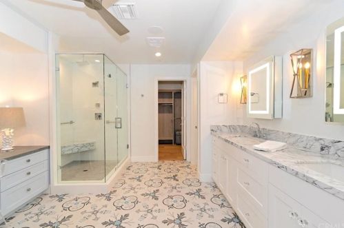 420 31st St, Manhattan Beach CA  90266-3975 exterior