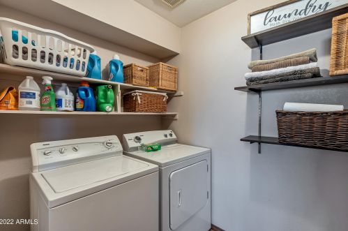 19222 12 St, Phoenix AZ 85086-7358 exterior