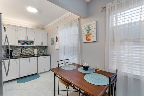 652 Burgundy, Delray Beach, FL 33484-4929