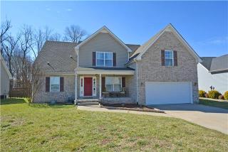 1590 Autumn Dr, Clarksville, TN 37042-1709