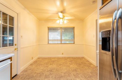 827 Grant Ave, Manteca CA  95336-3727 exterior