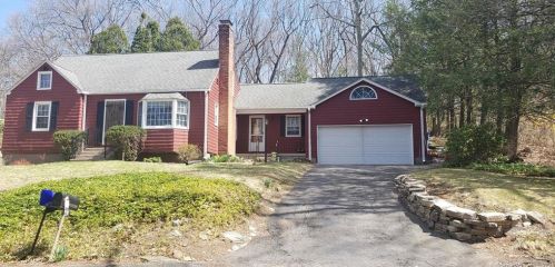 53 Overlook Dr, Manchester, CT 06042-3408
