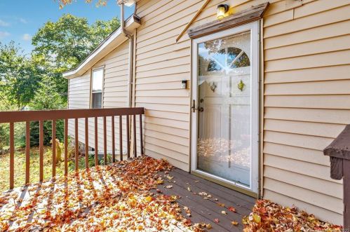 1370 Nichols Ave, Stratford, CT 06614-2626